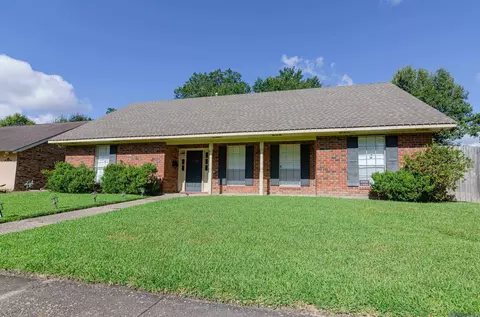 1536 Cora Dr, Baton Rouge, LA 70815