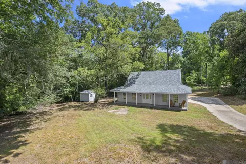 8998 Island Rd, Saint Francisville, LA 70775