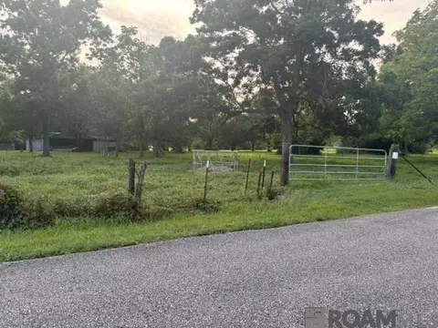 C-6 Privacy Ln, Gonzales, LA 70737
