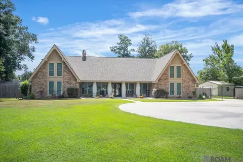 7988 Chaperral Dr, Denham Springs, LA 70726