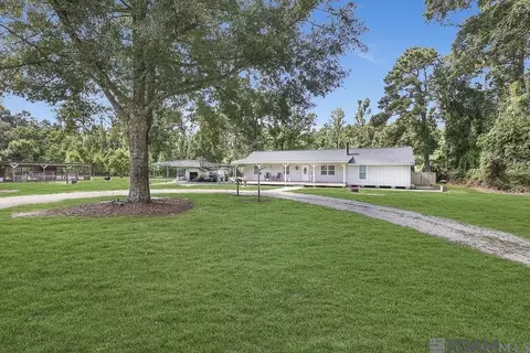 Exterior - 14210 Tack Covington Rd, Walker, LA 70785 photo 1 of 8