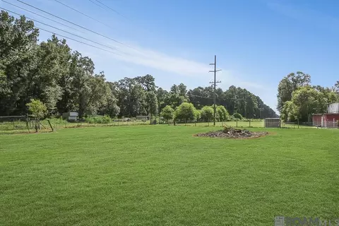 Exterior - 14210 Tack Covington Rd, Walker, LA 70785 photo 6 of 8