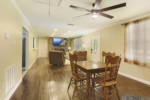 Dining - 14210 Tack Covington Rd, Walker, LA 70785 photo 2 of 2