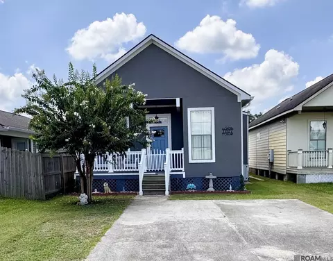 1027 E Bienville Ave, Gonzales, LA 70737