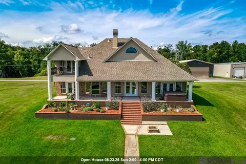 13428 Bayou Terrace Dr, Saint Amant, LA 70774