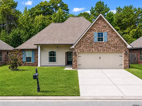 23296 Mango Dr, Denham Springs, LA 70726