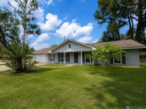 8915 Nolen Dr, Baton Rouge, LA 70810