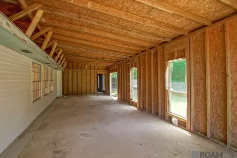 Exterior - 30051 Peak Ln, Walker, LA 70785 photo 4 of 4