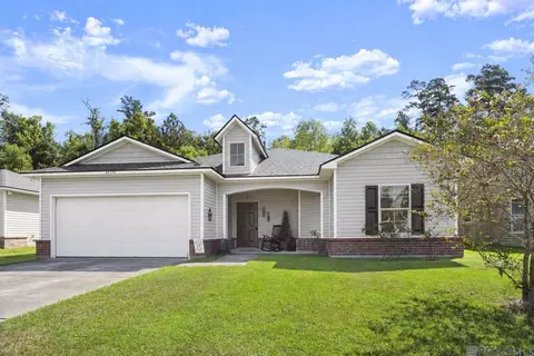 22796 Lafourche Ln, Denham Springs, LA 70726