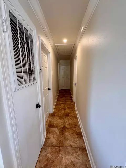 Entry Way - 32916 Rivergate Cir, Springfield, LA 70462 photo 1 of 1