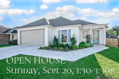 32443 N Moss, Denham Springs, LA 70706