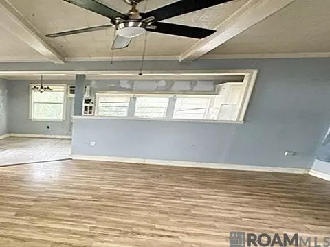 Living - 13065 Fox St, Maurepas, LA 70449 photo 3 of 3
