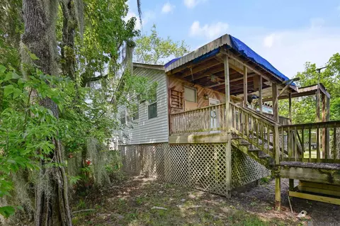 Exterior - 13065 Fox St, Maurepas, LA 70449 photo 2 of 7