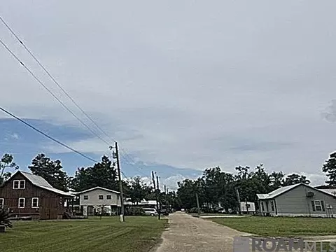 Other - 13065 Fox St, Maurepas, LA 70449 photo 4 of 10