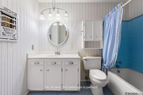 Bath - 3811 Epperson St, Baker, LA 70714 photo 2 of 2