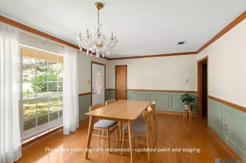 Dining - 3811 Epperson St, Baker, LA 70714 photo 1 of 1