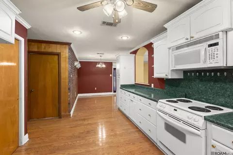 Entry Way - 3811 Epperson St, Baker, LA 70714 photo 1 of 1