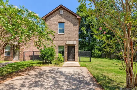 5269 Peerless St, Baton Rouge, LA 70811