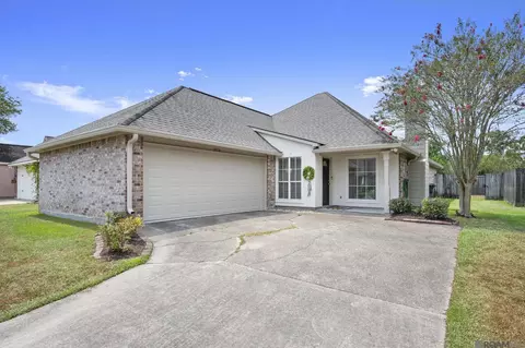 18338 Three Bars Dr, Baton Rouge, LA 70817