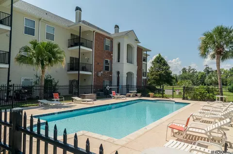 12430 River Highlands # S, Saint Amant, LA 70774