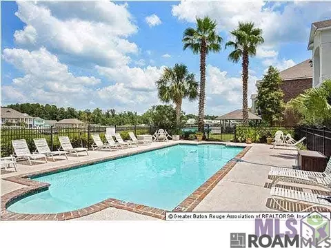12430 River Highlands # D, Saint Amant, LA 70774