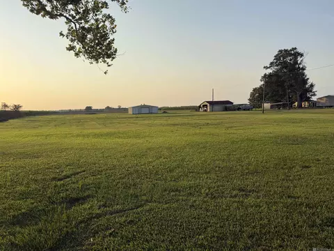 35960 Richland Rd, White Castle, LA 70788