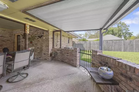 1647 Tallwood Dr, Baton Rouge, LA 70816