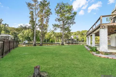 Exterior - 14831 Paradise Rd, Maurepas, LA 70449 photo 4 of 5