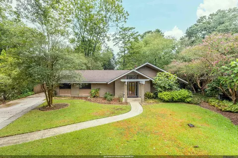 7601 Amesbury Cir, Baton Rouge, LA 70808