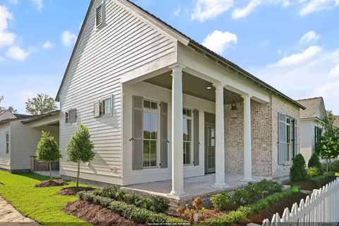 2849 Courtyard Ln, Baton Rouge, LA 70820