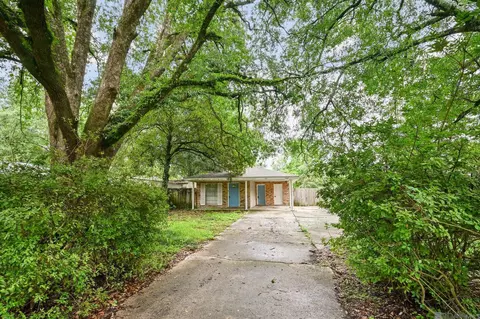 124 Sherry Dr, Hammond, LA 70401