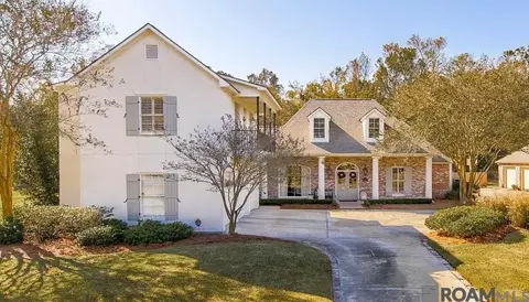 3232 Plantation Ct, Baton Rouge, LA 70820