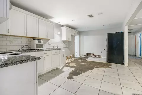 Kitchen - 1128 Sinbad St, Baker, LA 70714 photo 2 of 3