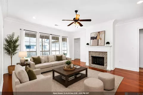 14628 Lake Town Dr, Baton Rouge, LA 70810