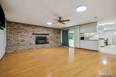 Living - 33873 Duff Rd, Walker, LA 70785 photo 1 of 1