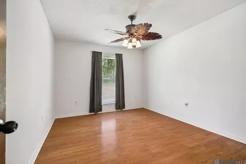 Bedroom - 33873 Duff Rd, Walker, LA 70785 photo 2 of 3