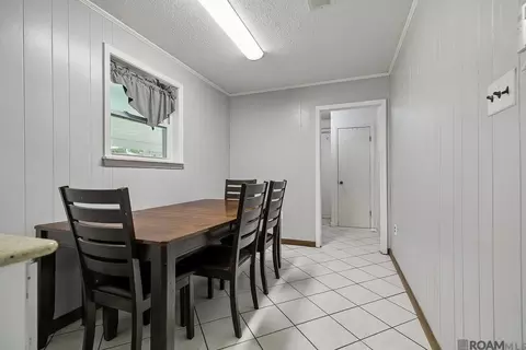 Dining - 33873 Duff Rd, Walker, LA 70785 photo 1 of 1