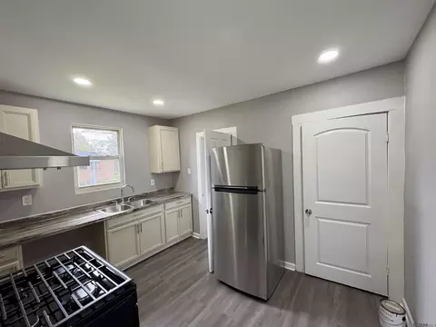 565 W Garfield St, Baton Rouge, LA 70802