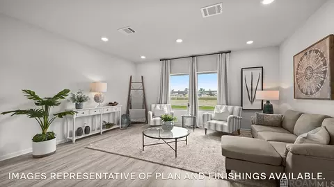 Living - 1003 Ryan Ave, Baker, LA 70714 photo 1 of 1