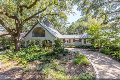 3922 Hundred Oaks Ave, Baton Rouge, LA 70808