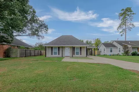 7378 Robinson Dr, Denham Springs, LA 70706
