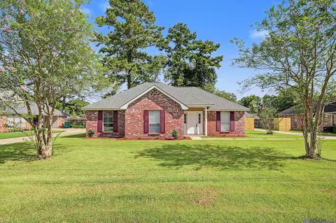 Exterior - 13973 Guy St, Walker, LA 70785 photo 3 of 8