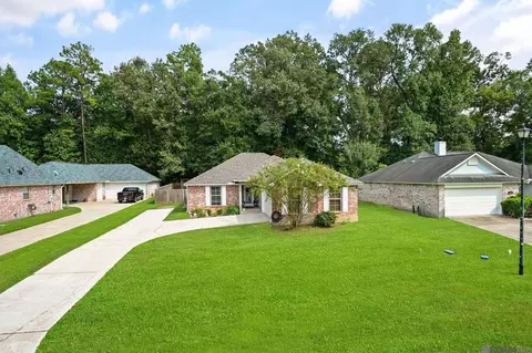 6936 Elm Park Ln, Saint Francisville, LA 70775