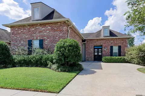 14716 Kingsland Way, Baton Rouge, LA 70810