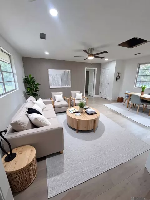 6720 Avocado Dr, Baton Rouge, LA 70812