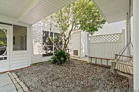 Exterior - 7944 Comite Acres Dr, Baker, LA 70714 photo 4 of 12