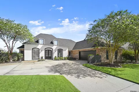 39398 Lakeland Ave # 1, Prairieville, LA 70769