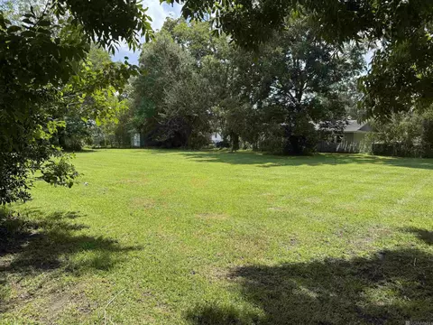 California Ave, Port Allen, LA 70767