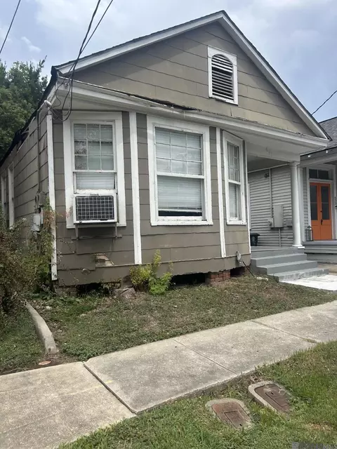 661 Lakeland Dr # 2, Baton Rouge, LA 70802