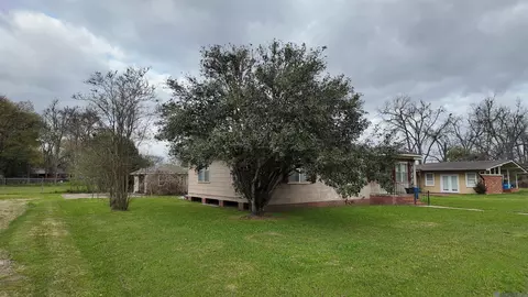 411 Claiborne St, New Roads, LA 70760
